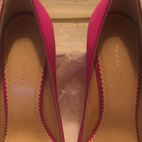 Charlotte Olympia Pumps - Picture 5 of 5
